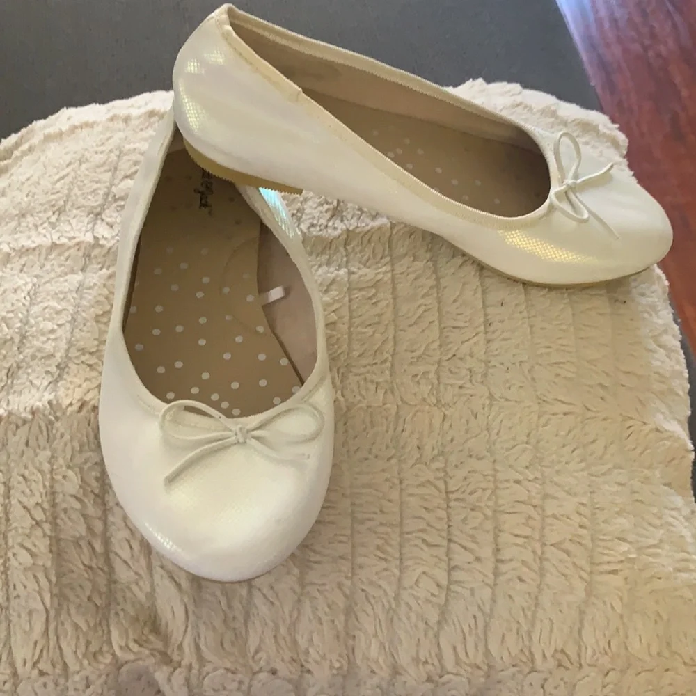 Girl ballerina shoes